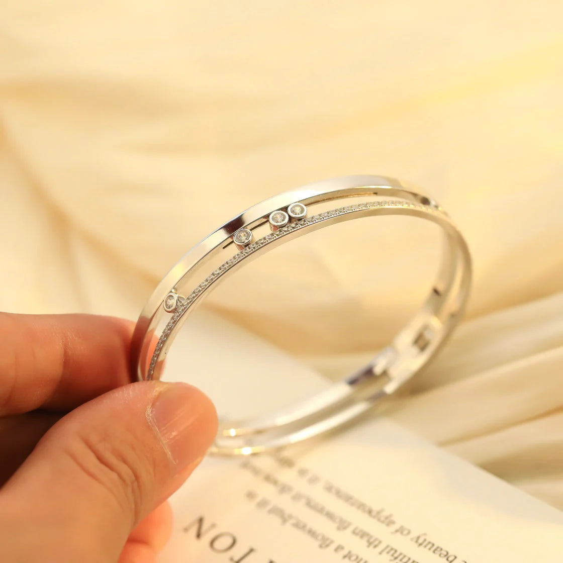 [Regalia  Jewels]Move Romane Diamond Bangle Bracelet
