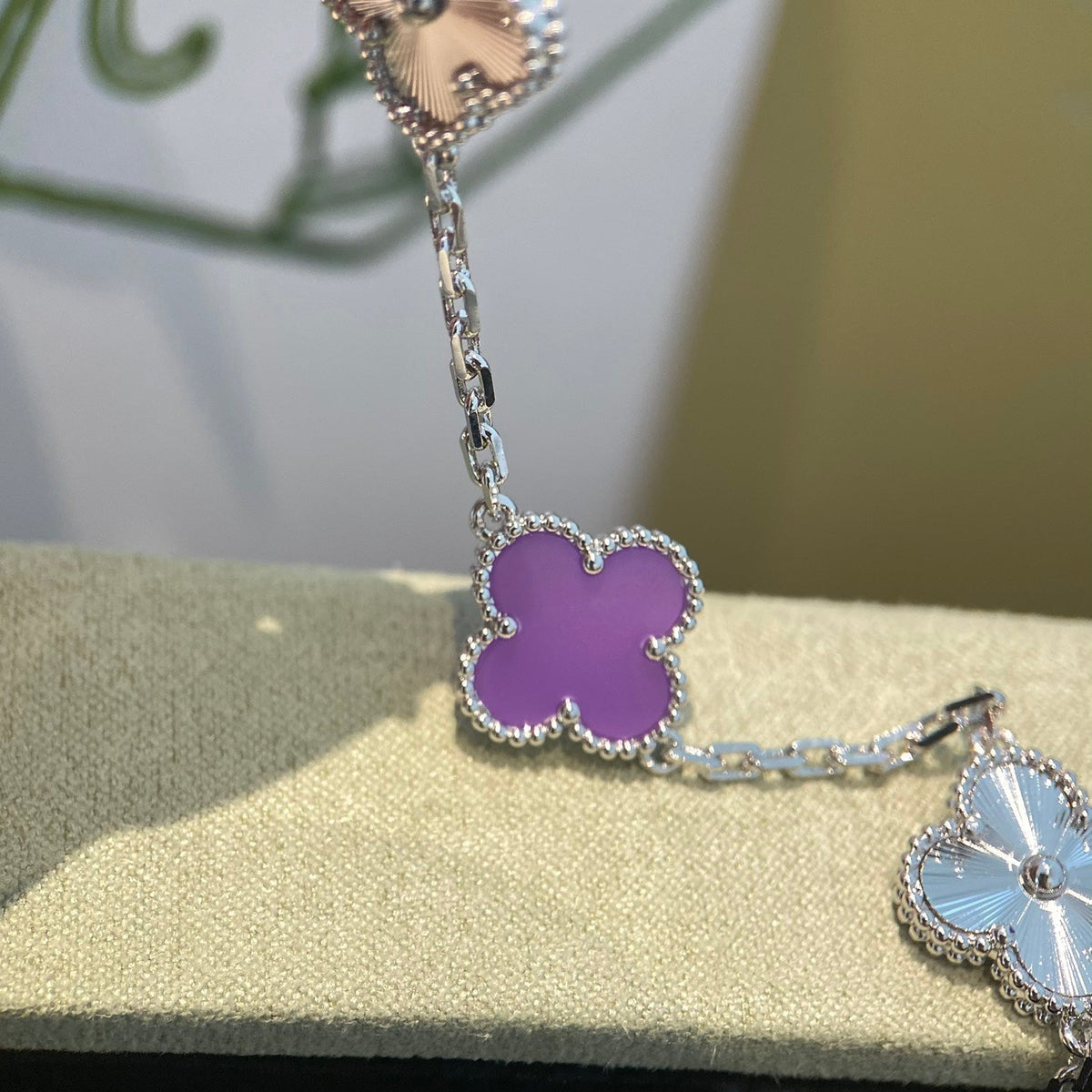 [Regalia Jewelry]CLOVER  5 MOTIFS  PURPLE VIOLET BRACELET SILVER