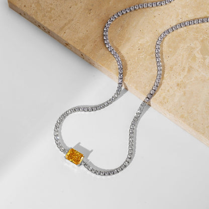 [Regalia Jewelry]2.0 carat Ornate Emerald Cut Necklace