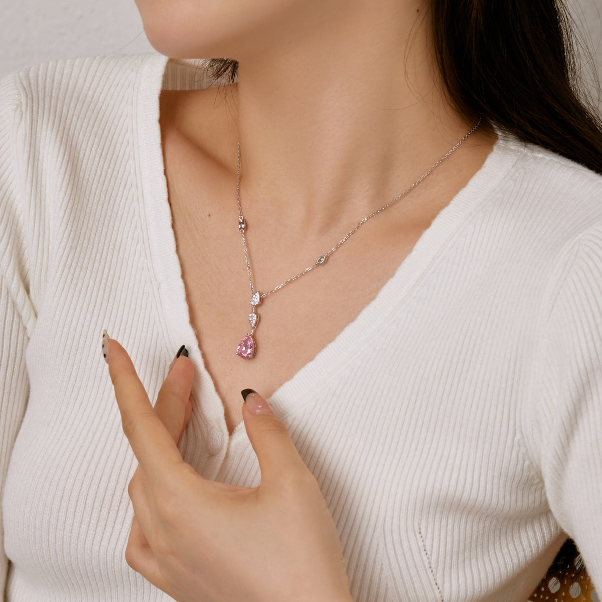 [Regalia Jewelry]Dazzling Pear Cut Necklace