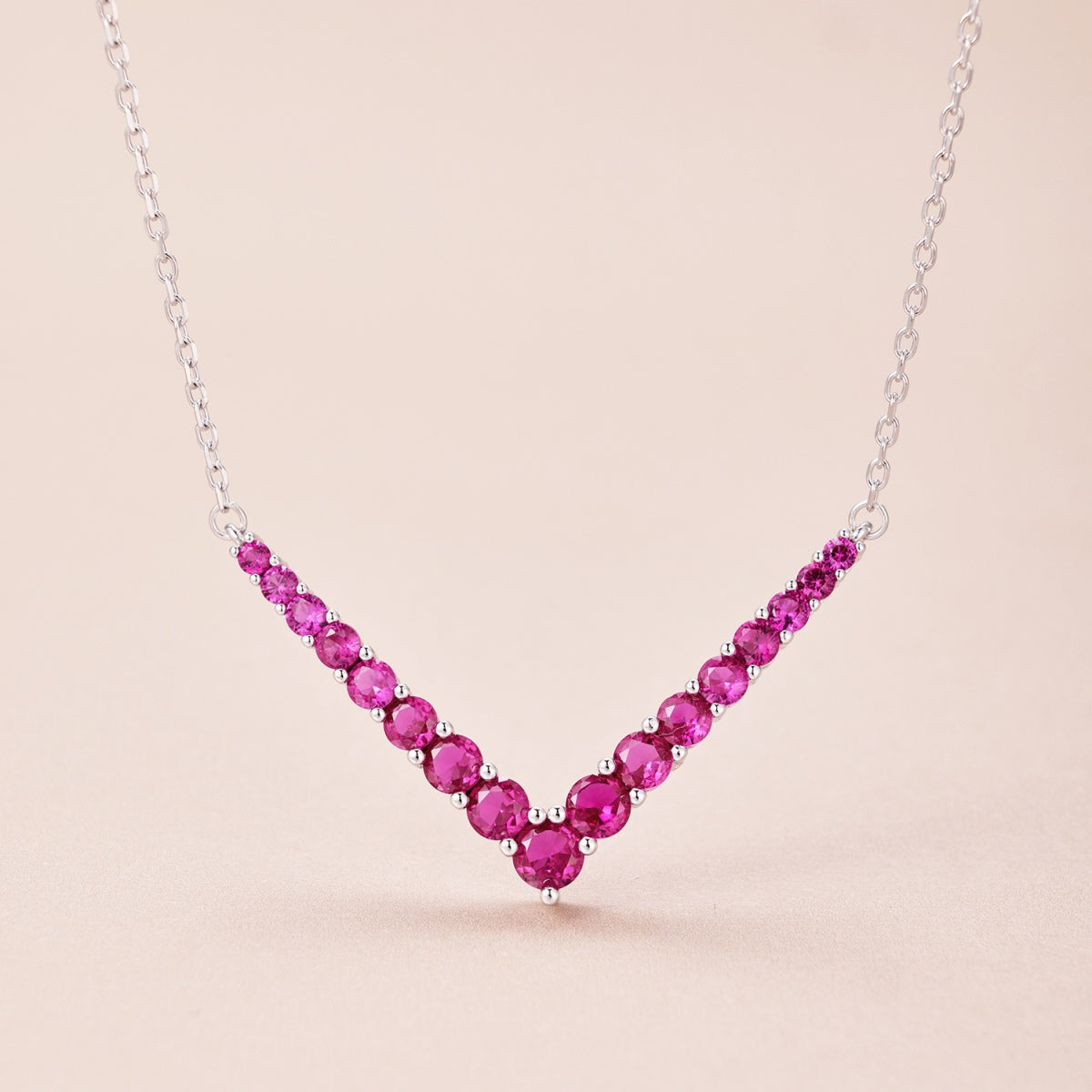 [Regalia Jewelry]Ornate Round Cut Necklace