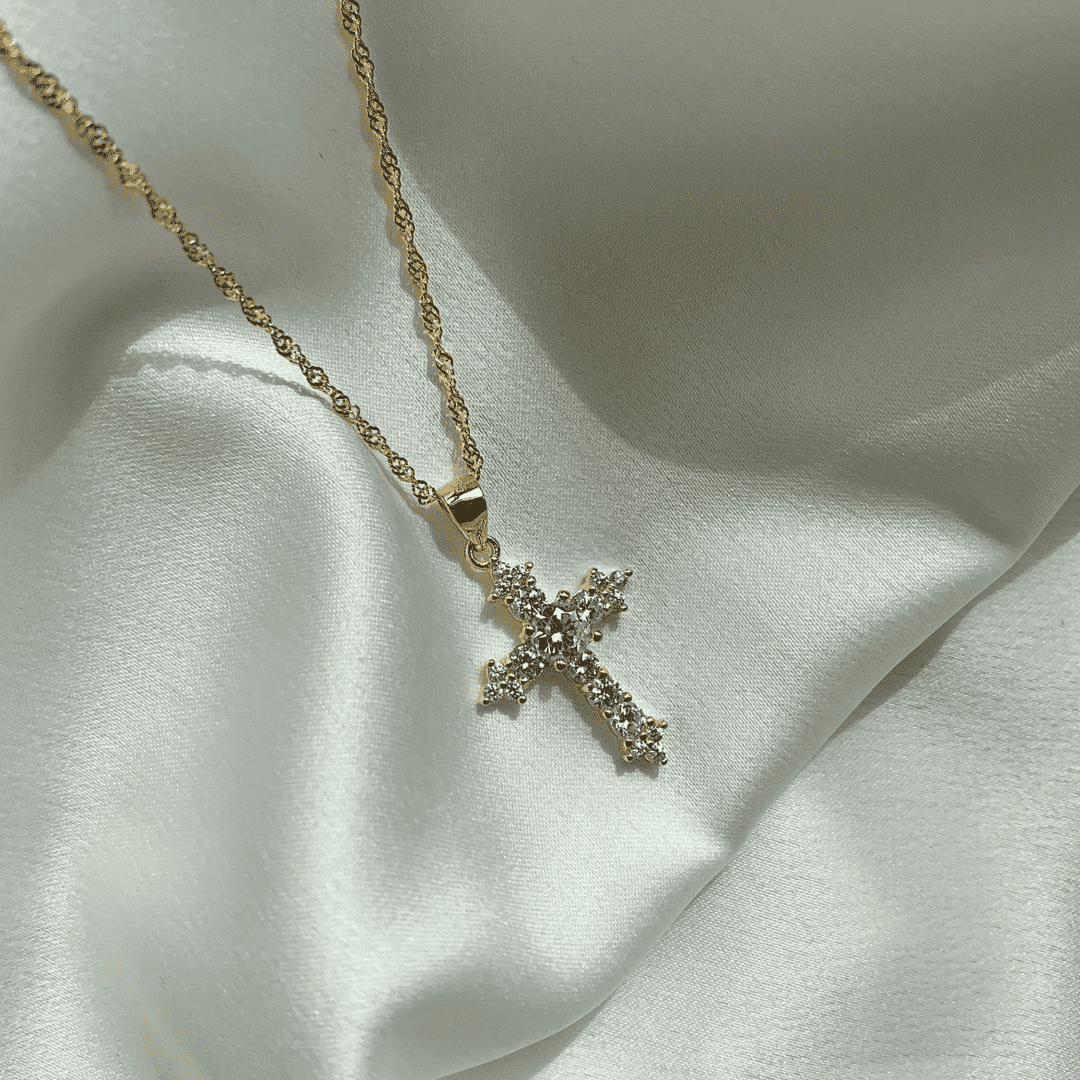 [Regalia Jewelry]Delicate Cross Shape Necklace
