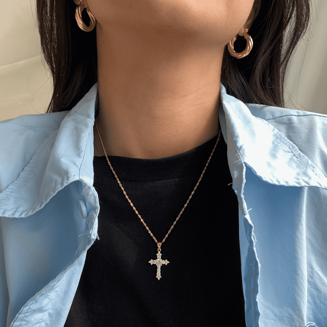 [Regalia Jewelry]Delicate Cross Shape Necklace
