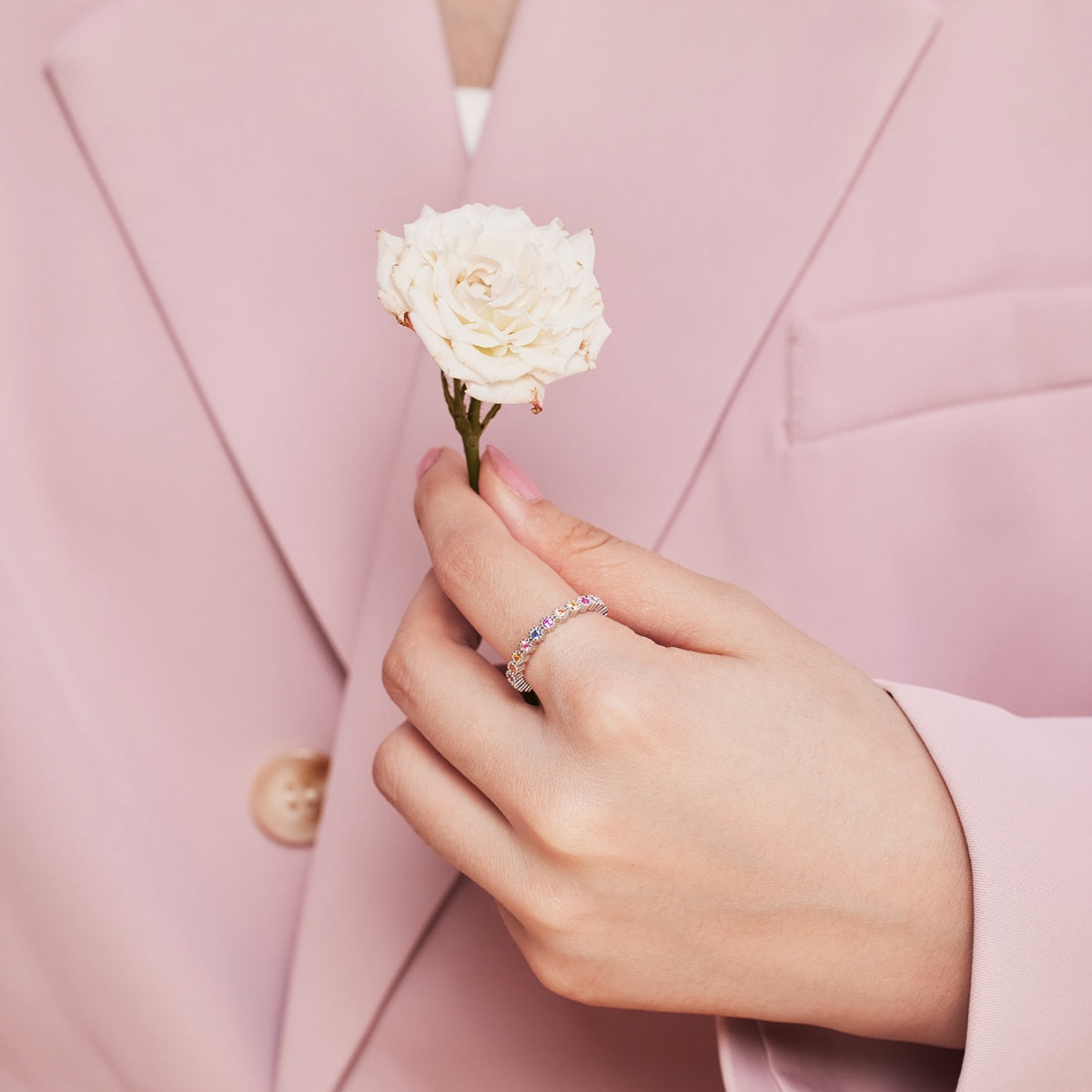 [Regalia Jewelry]Unique Scintillating Round Cut Daily Ring