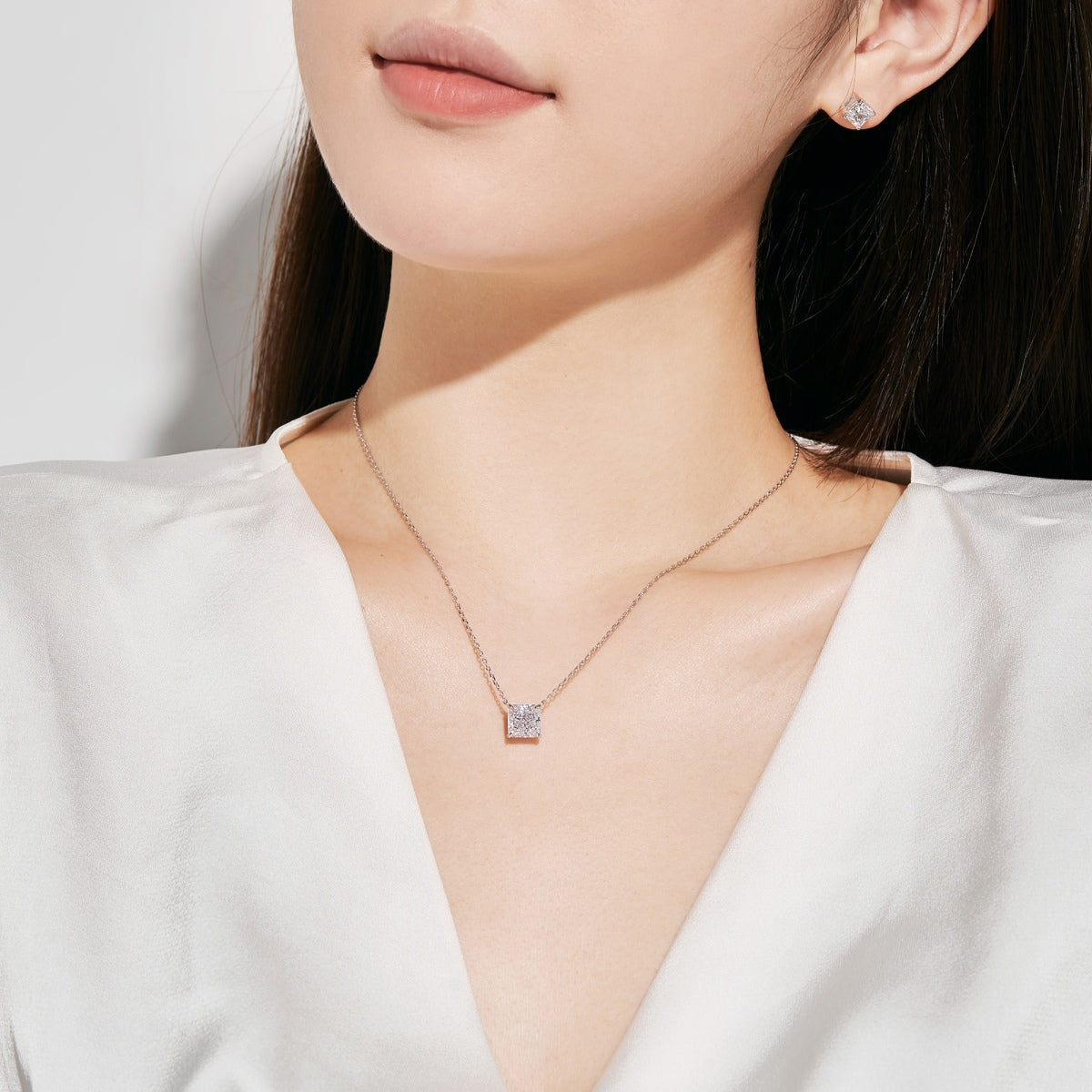 [Regalia Jewelry]1.0 Carat Radiant Princess Cut Wedding Earrings