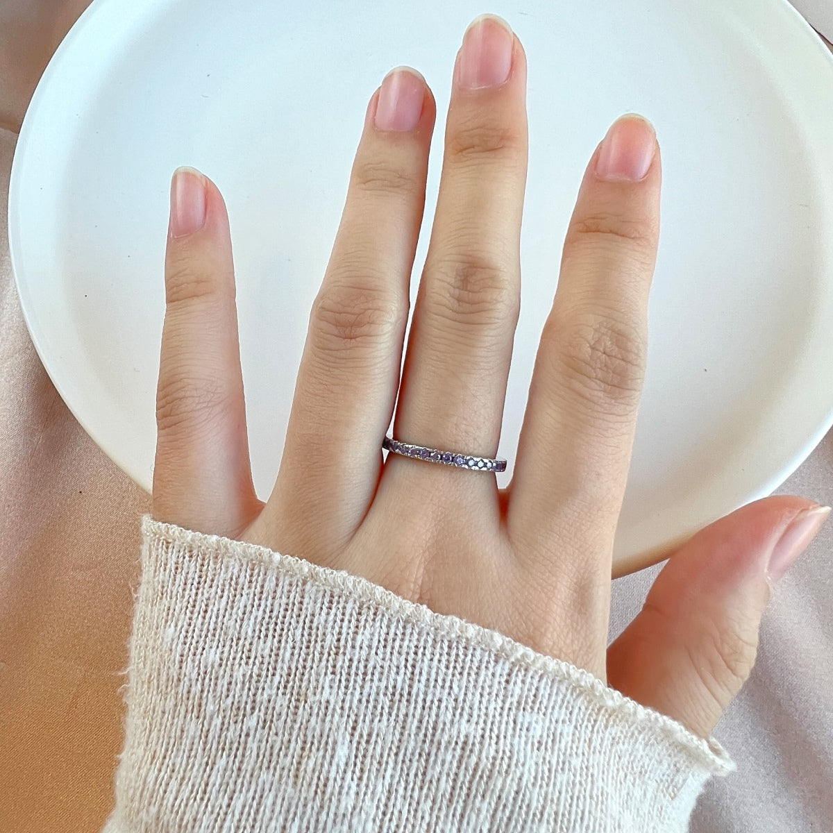 [Regalia Jewelry]Delicate Sparkling Round Cut Daily Ring