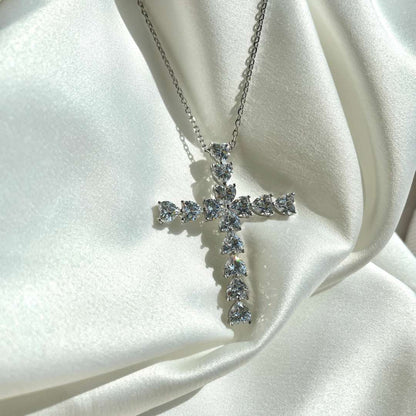 [Regalia Jewelry]Radiant Cross Shape Necklace