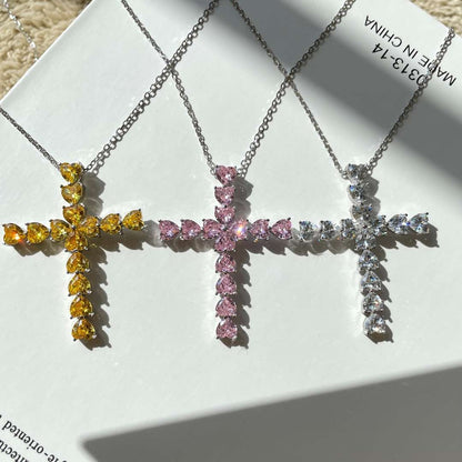 [Regalia Jewelry]Radiant Cross Shape Necklace