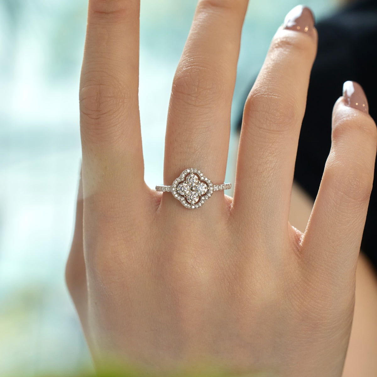 [Regalia Jewelry]Four Leaf Clover Flower Design Ring