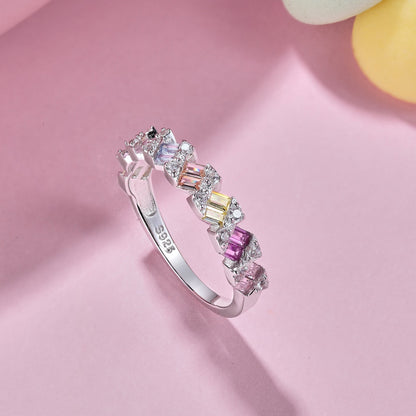 [Regalia Jewelry]Delicate Vibrant Emerald Cut Daily Ring