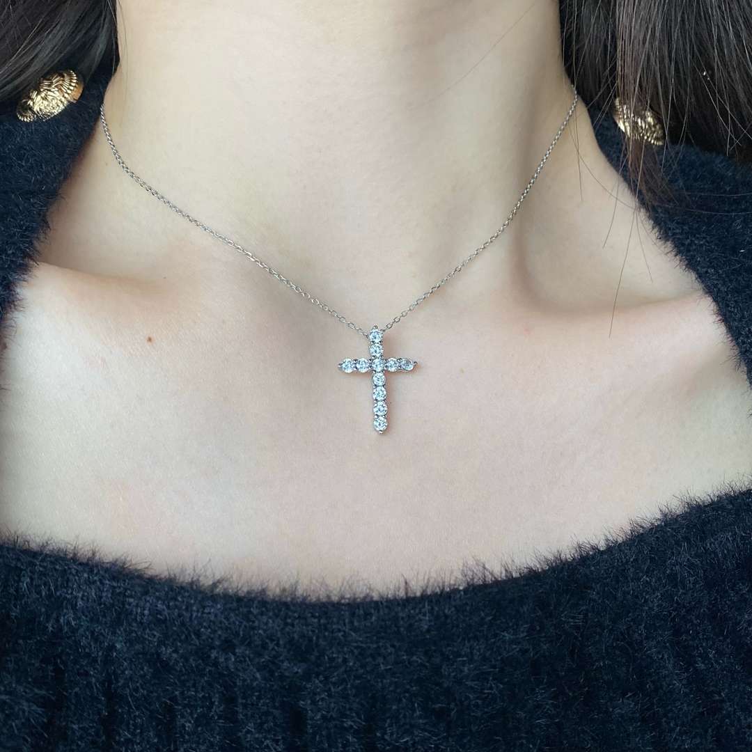 [Regalia Jewelry]Unique Cross Shape Necklace