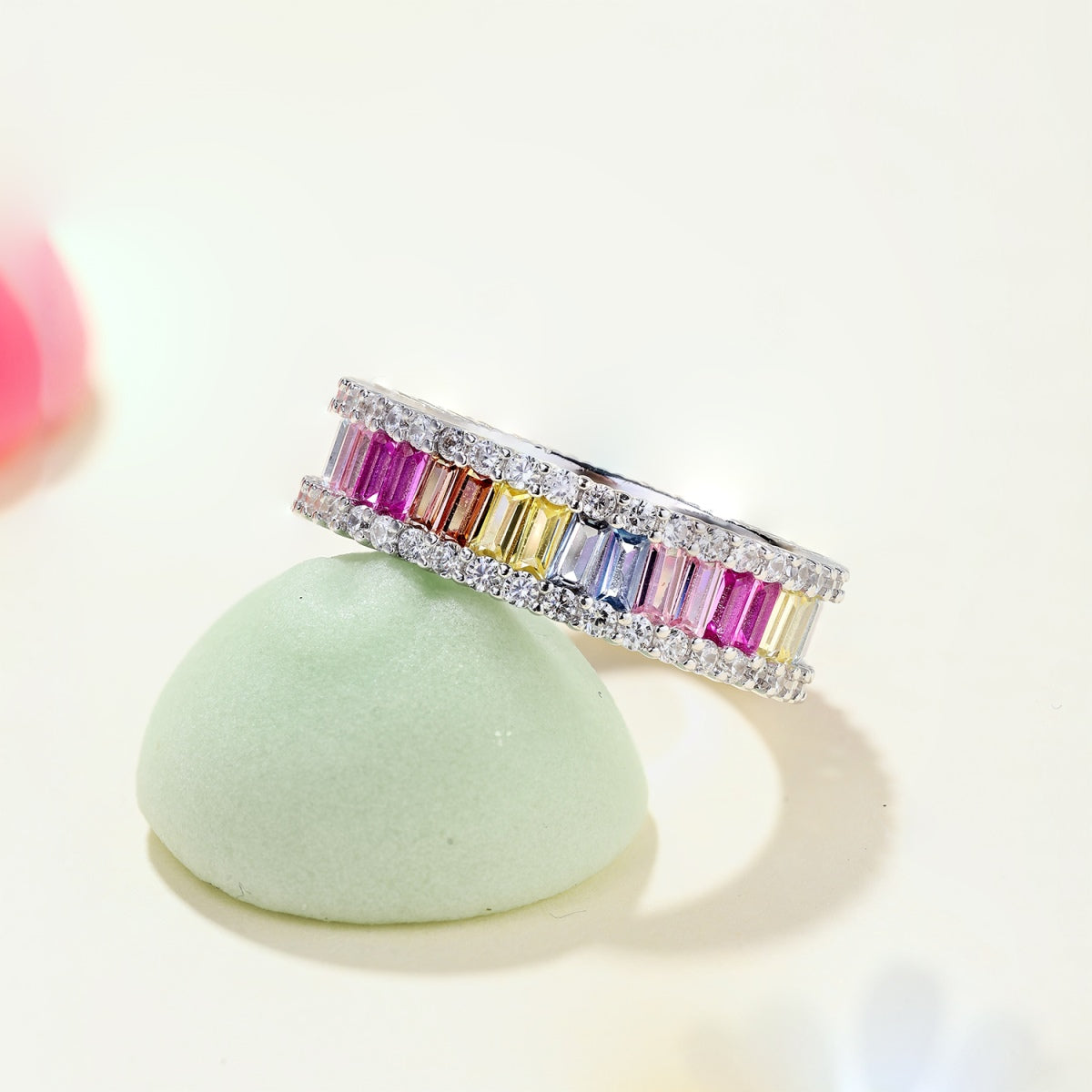 [Regalia Jewelry]Dainty Kaleidoscopic Emerald Cut Daily Ring