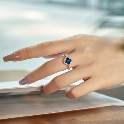 [Regalia Jewelry]Four Leaf Clover Flower Design Ring