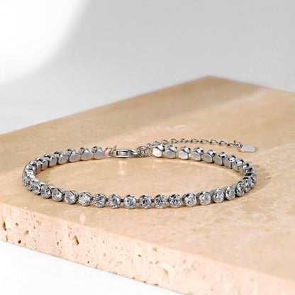 [Regalia Jewelry]Ornate  Sparkling Round Cut Daily Bracelet