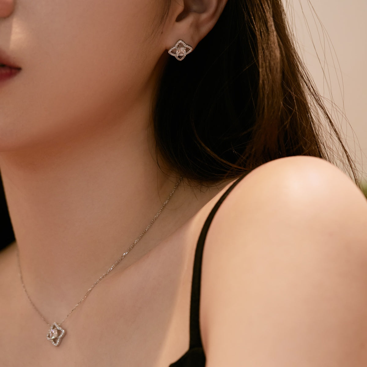 [Regalia Jewelry]Elegant Star Shape Princess Cut Daily Earrings