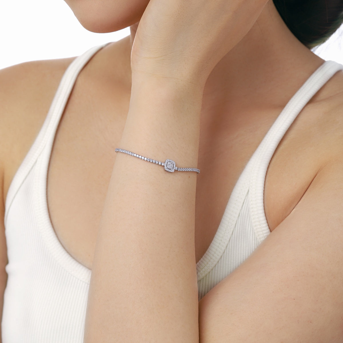 [Regalia Jewelry]Luxurious Dazzling Square Shape Banquet Bracelet