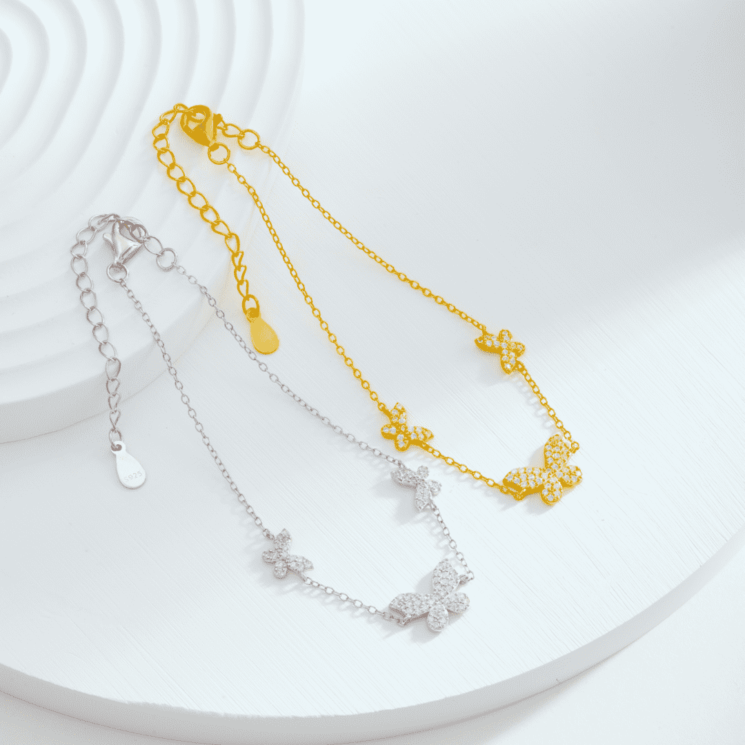 [Regalia Jewelry]Delicate Butterfly Pendant Bracelet