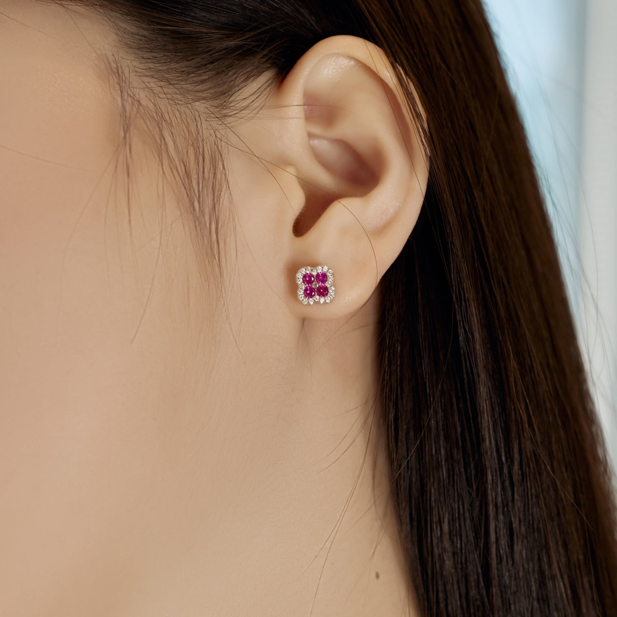 [Regalia Jewelry]Four-Leaf Clover Flower Shaped Earrings