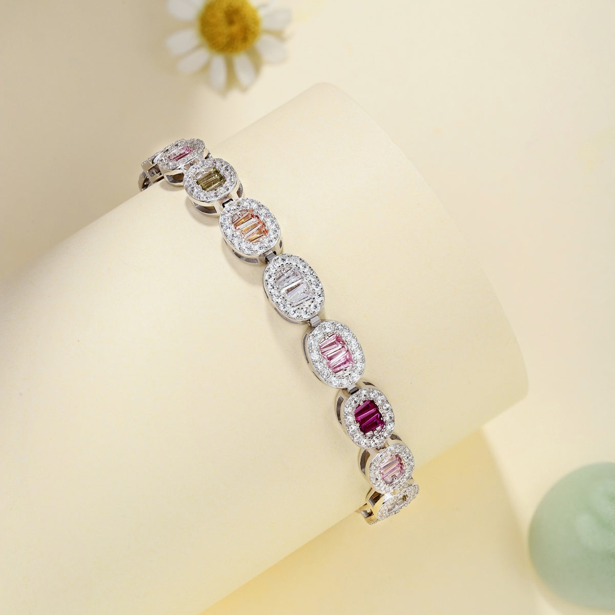 [Regalia Jewelry]Exquisite Ornate Emerald Cut Daily Bracelet