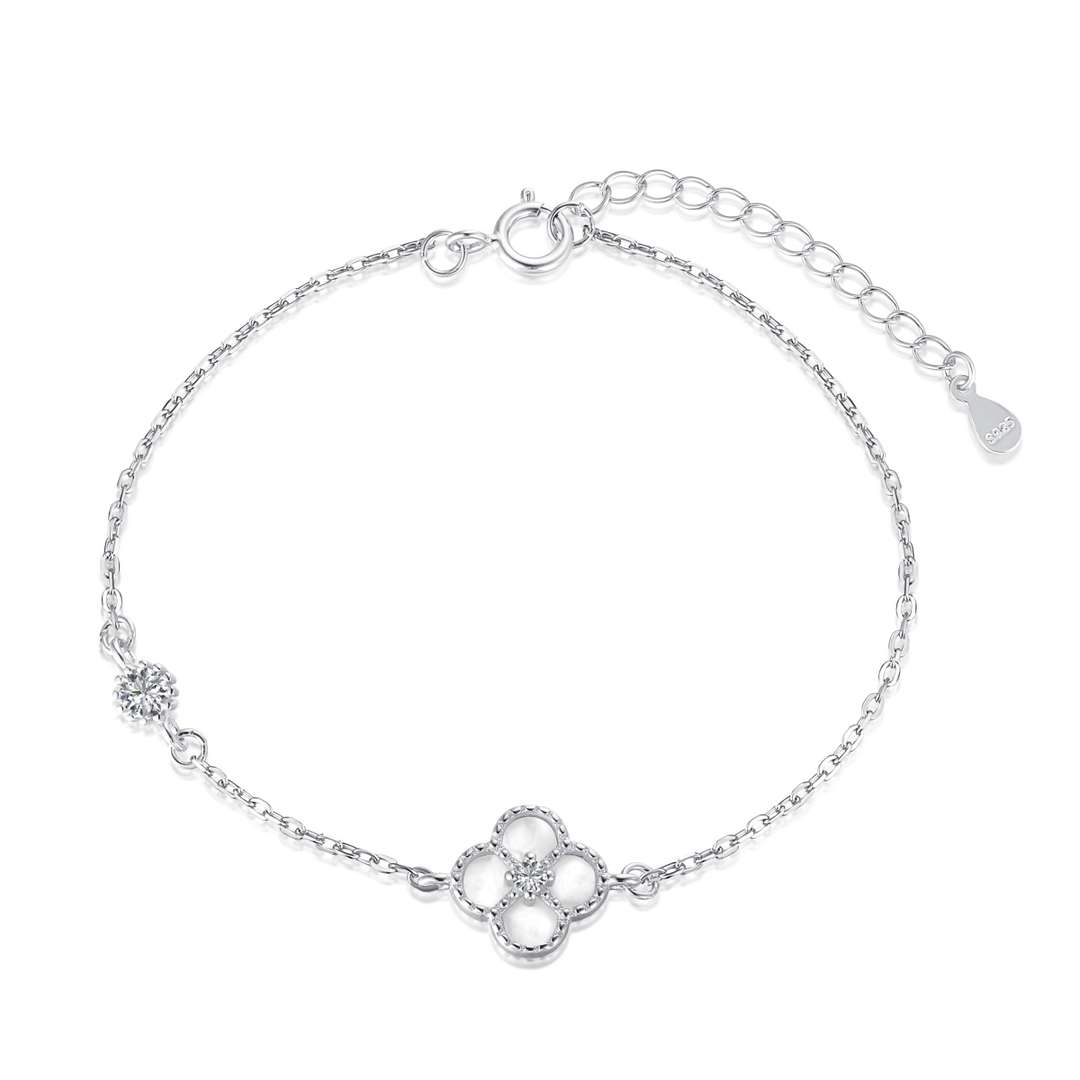 [Regalia Jewelry]Delicate Four Leaf Clover Bracelet