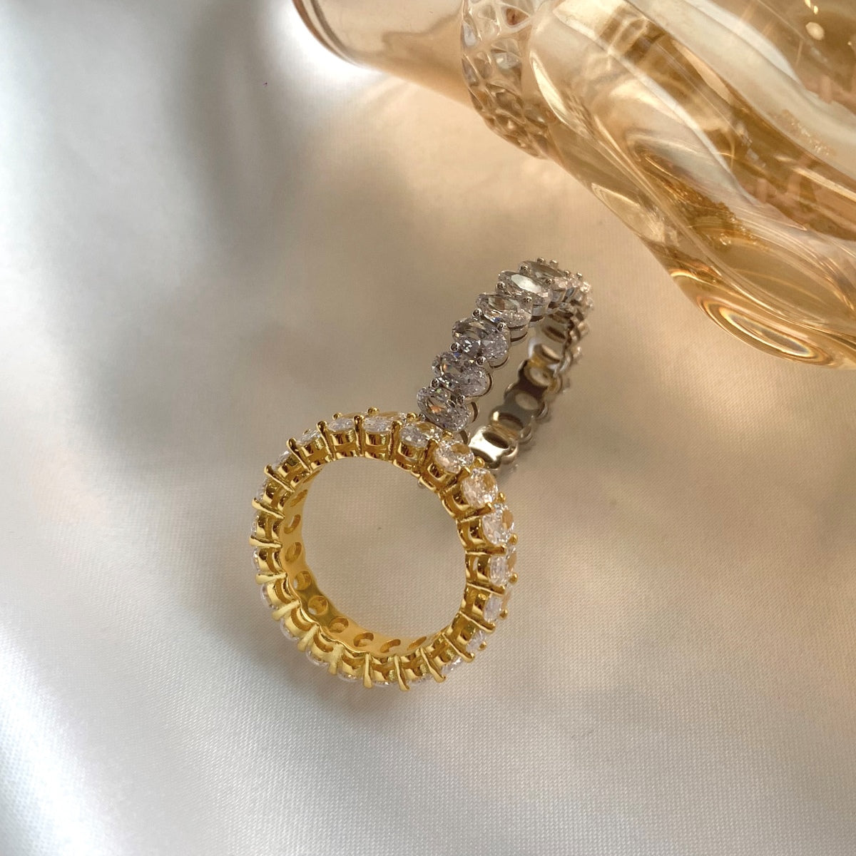 [Regalia Jewelry]Ornate Oval Cut Tennis Ring