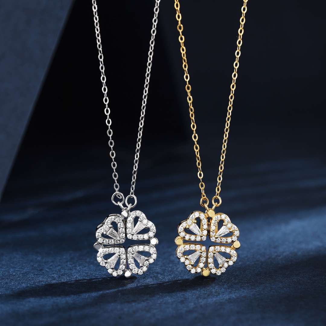 [Regalia Jewelry]Ornate Heart Cut Flower Shape Necklace