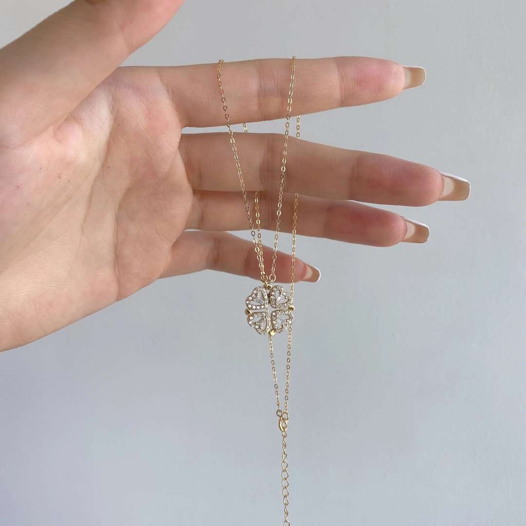 [Regalia Jewelry]Ornate Heart Cut Flower Shape Necklace
