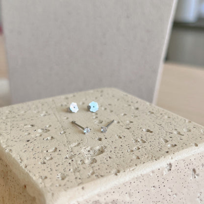[Regalia Jewelry]Delicate Solitaire Earrings