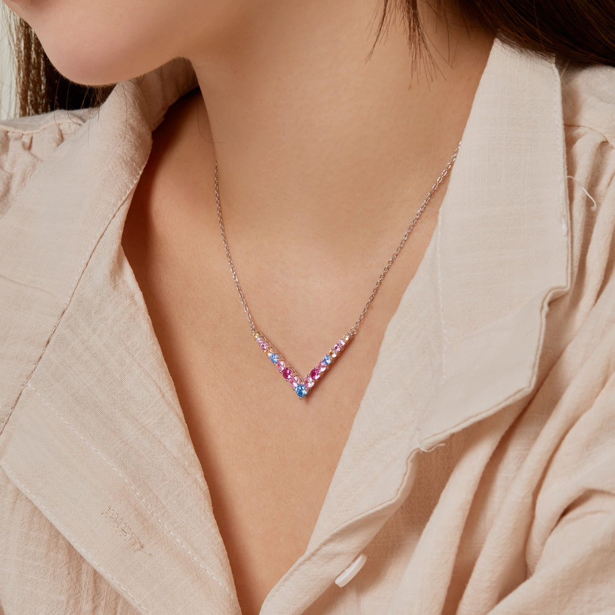 [Regalia Jewelry]Ornate Round Cut Necklace