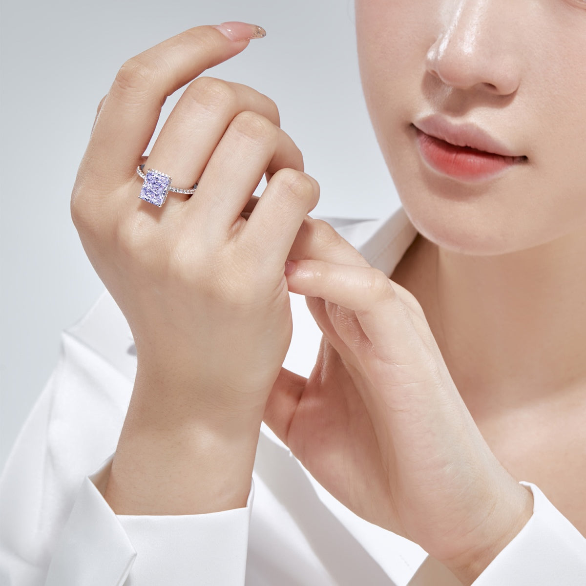 [Regalia Jewelry]4.0 Carat Luxurious Engagement Ring