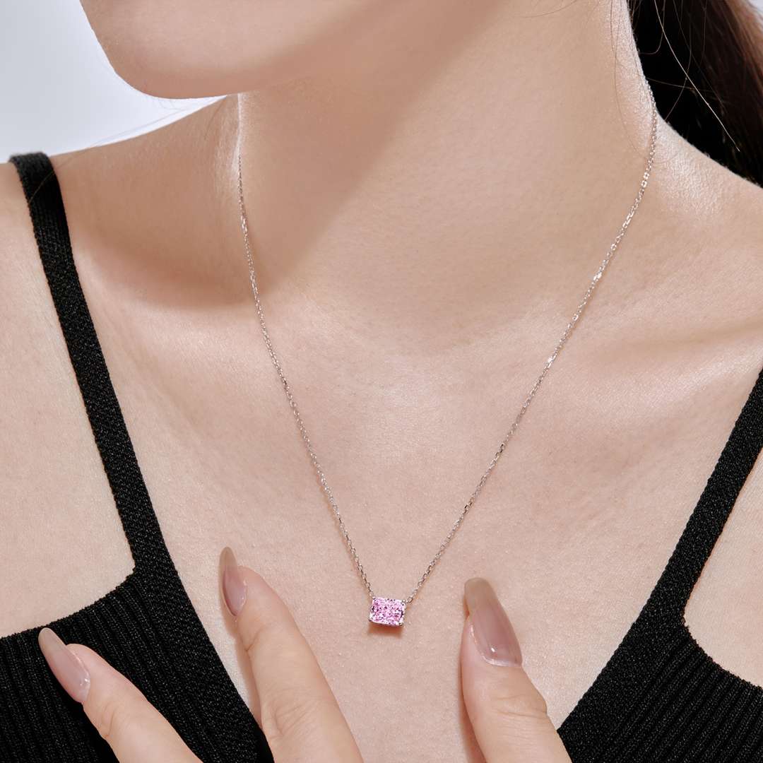 [Regalia Jewelry]Luxurious Square Shape Colorful Necalack