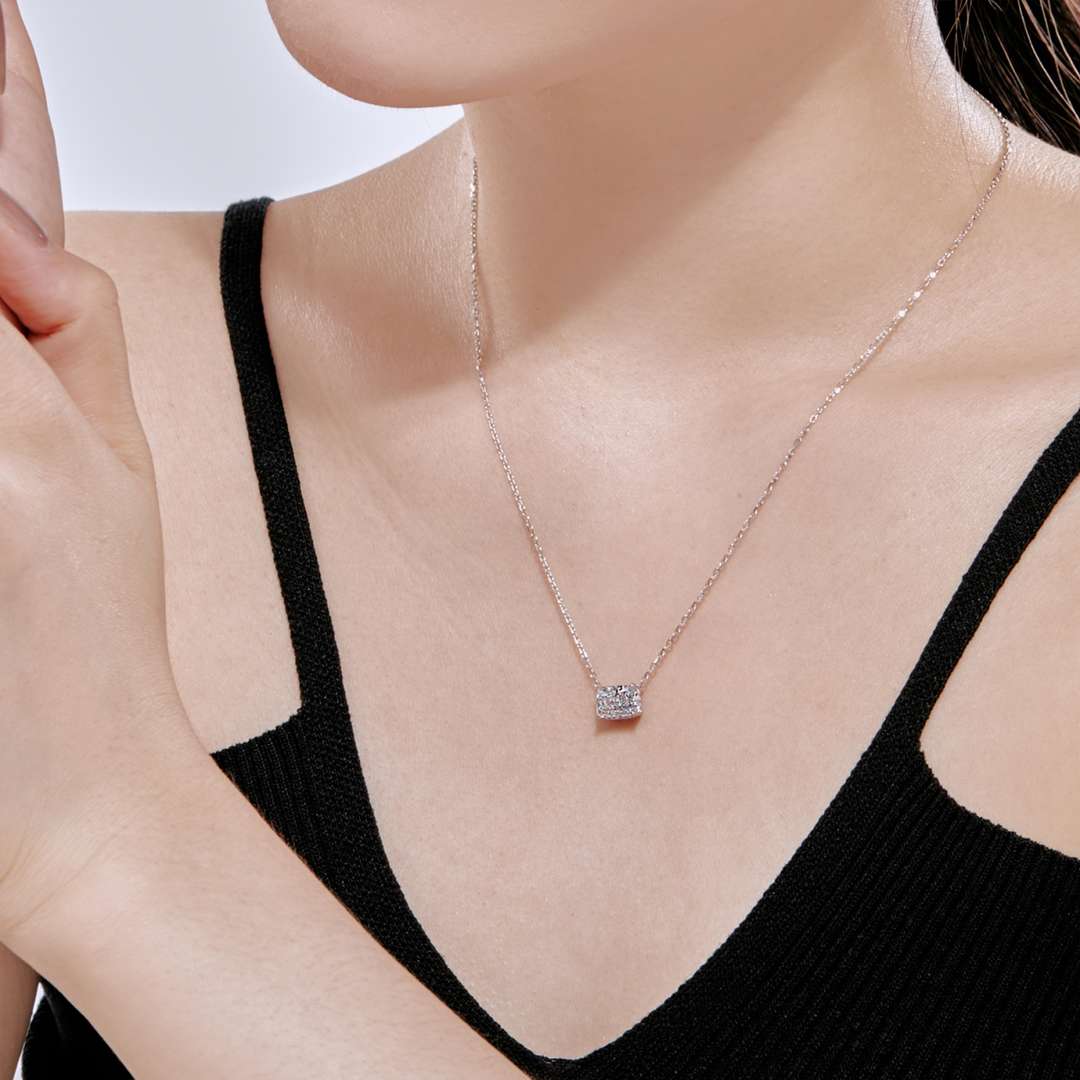 [Regalia Jewelry]Luxurious Square Shape Colorful Necalack