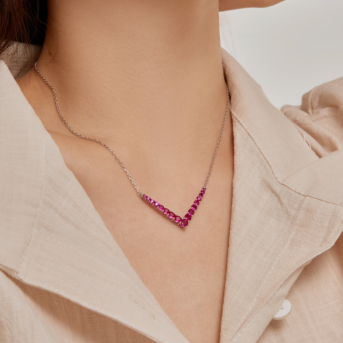 [Regalia Jewelry]Ornate Round Cut Necklace