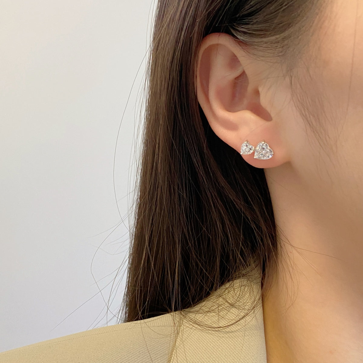 [Regalia Jewelry]Double Heart-Shape Classic Princess Style Earrings