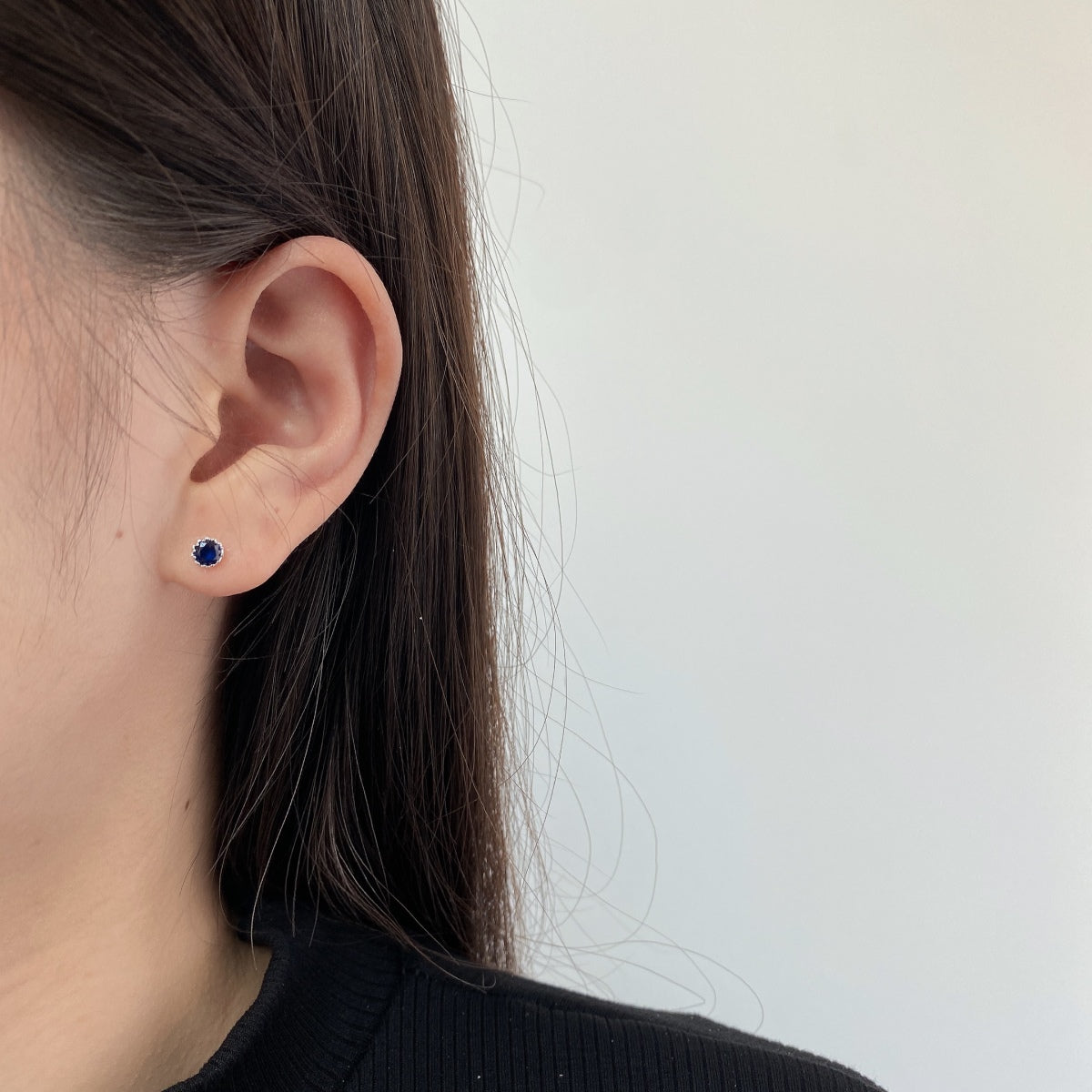 [Regalia Jewelry]Sparkling Colorful Round Shape Earrings