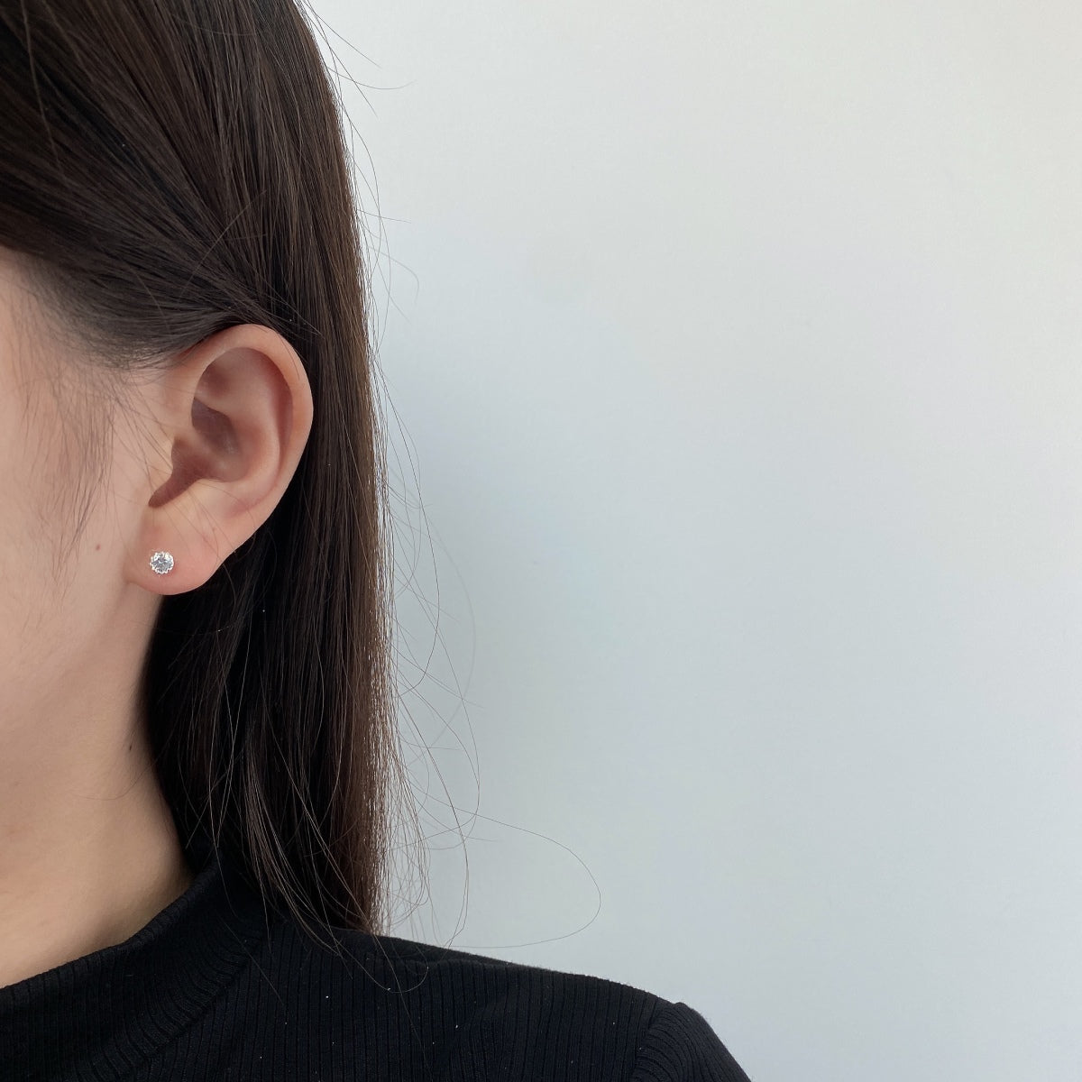 [Regalia Jewelry]Sparkling Colorful Round Shape Earrings