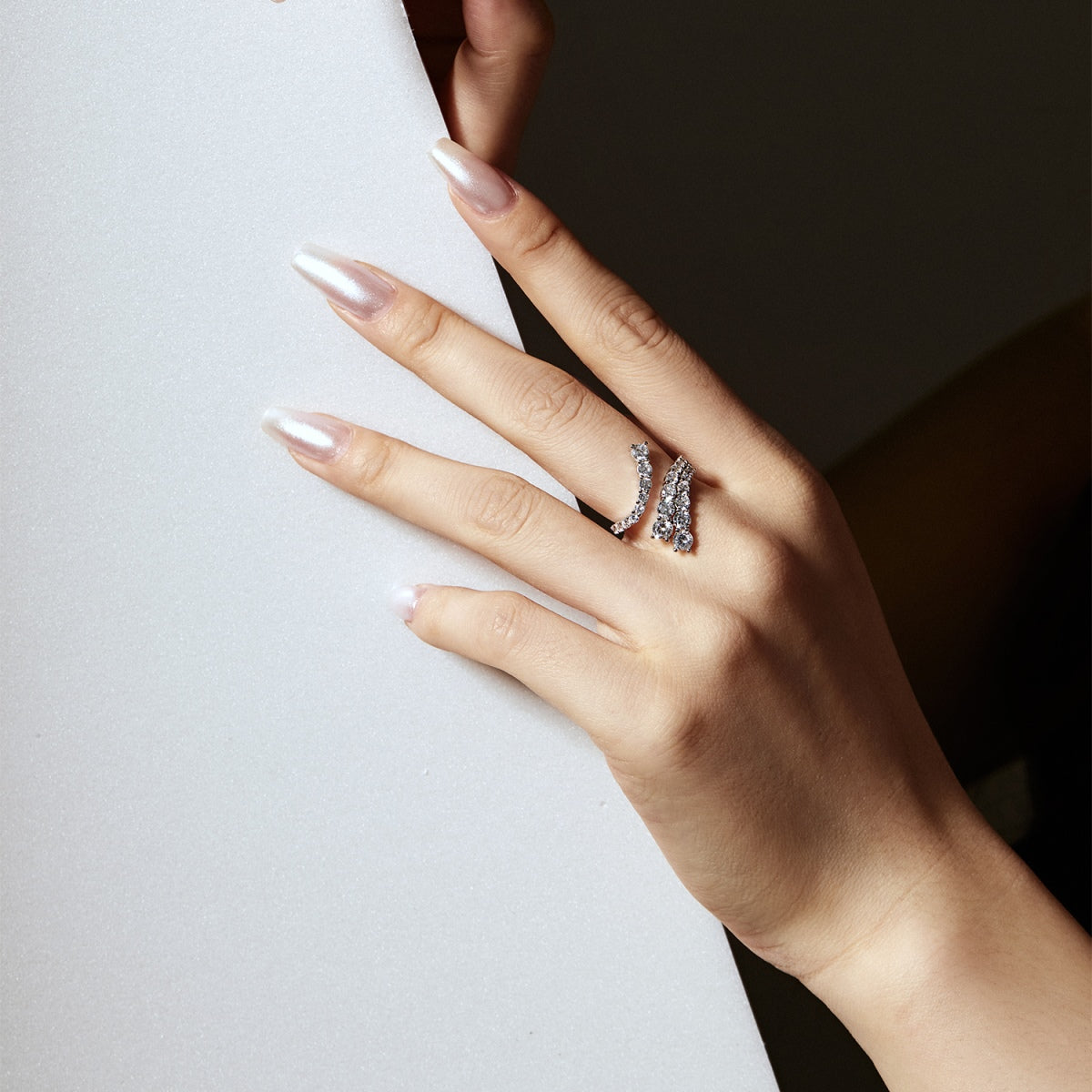 [Regalia Jewelry]Unique Vivid Snake Shape Daily Ring