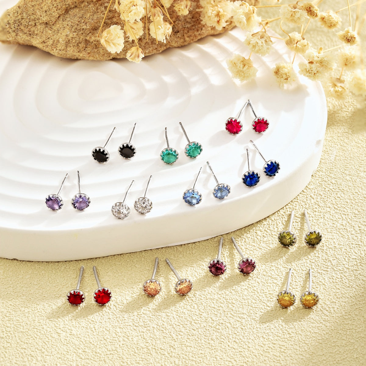[Regalia Jewelry]Sparkling Colorful Round Shape Earrings
