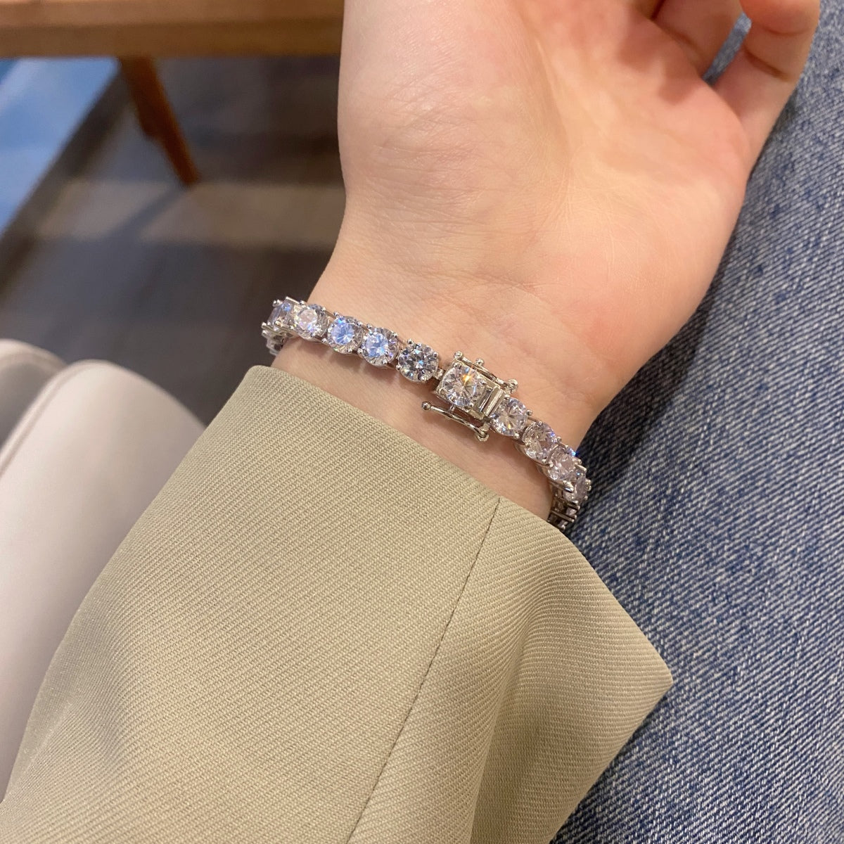 [Regalia Jewelry]0.75 Carat Dazzling Round Cut Wedding Bracelet