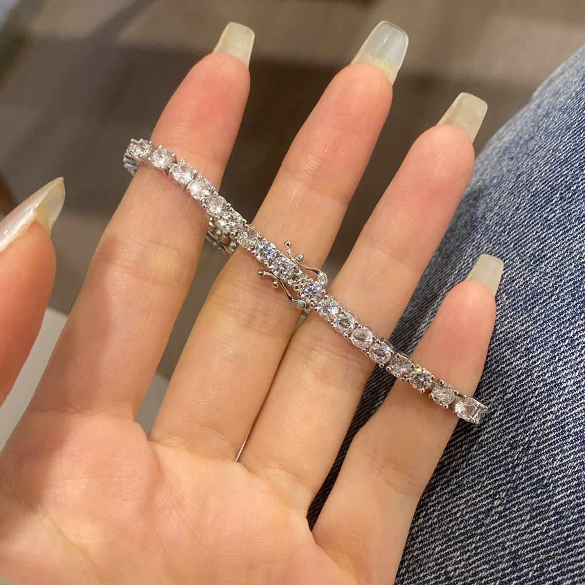 [Regalia Jewelry]Luxurious Ornate Round Cut Tennis Bracelet