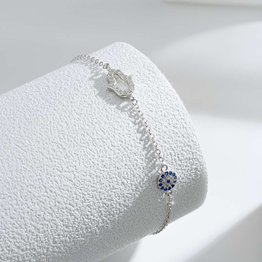 [Regalia Jewelry]Gost Shape & Round Shape Necklace