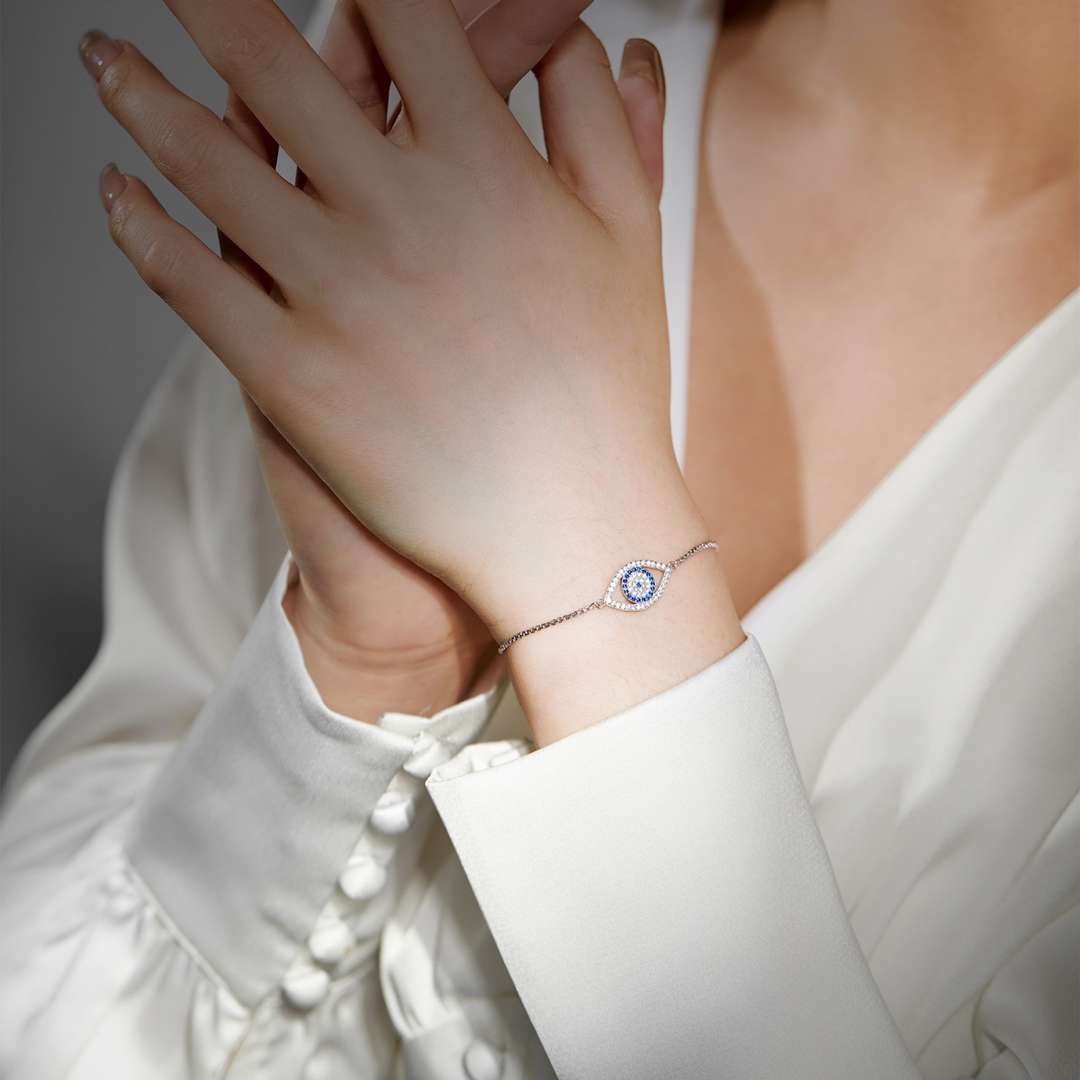 [Regalia Jewelry]Dazzling Eye Shape Necklace