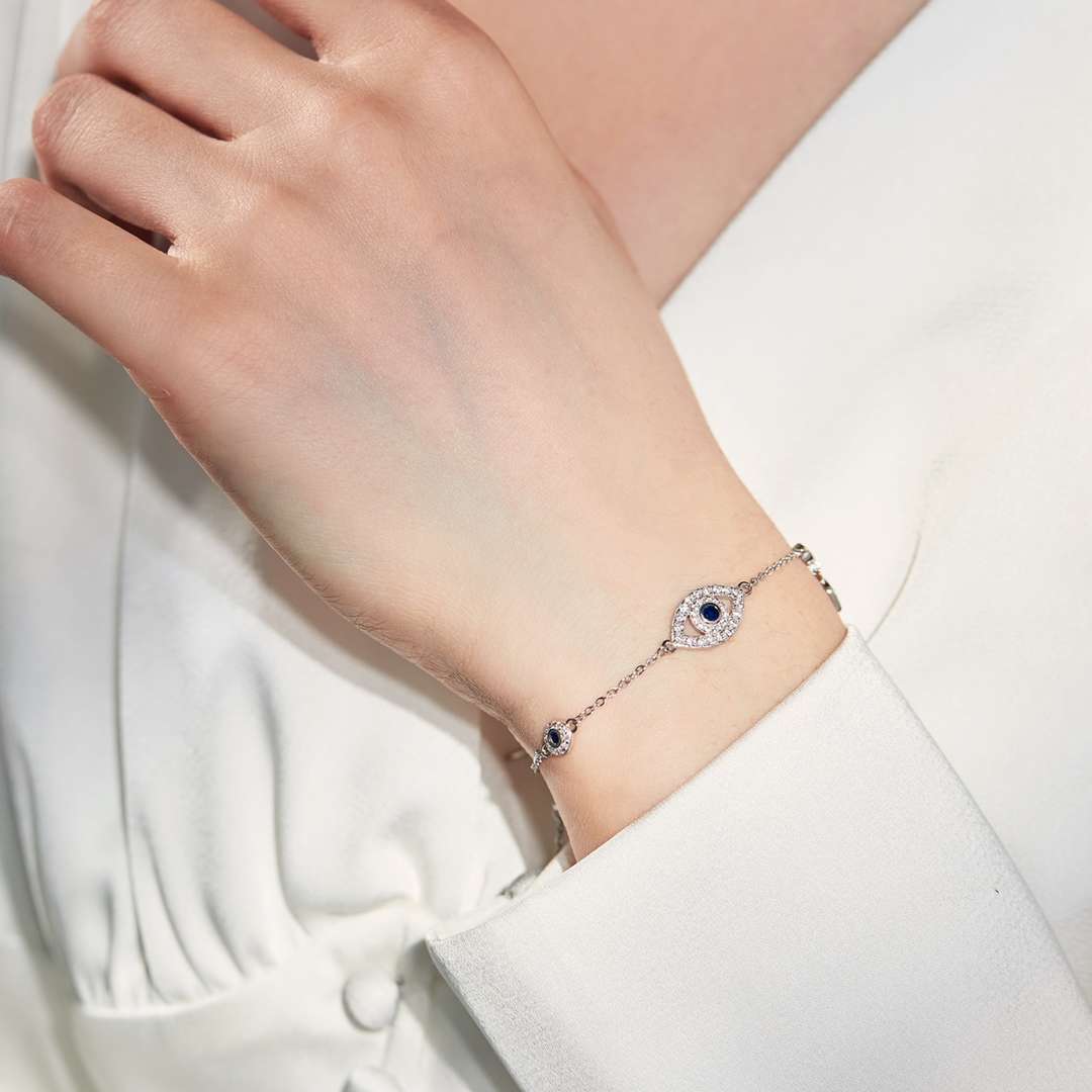 [Regalia Jewelry]Dainty Eye Shape Necklace