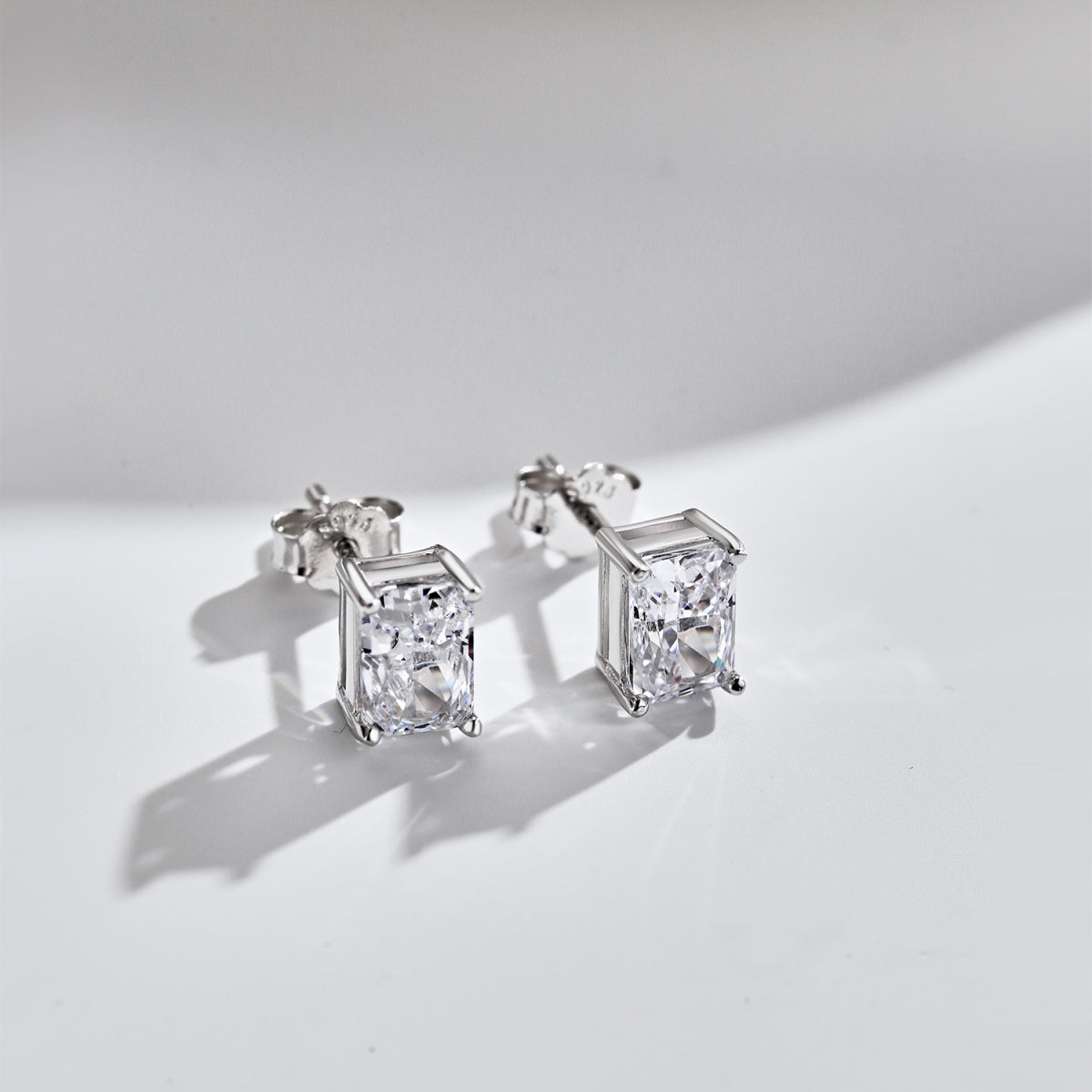 [Regalia Jewelry]Radiant Luxurious Princess Cut Daily Earrings