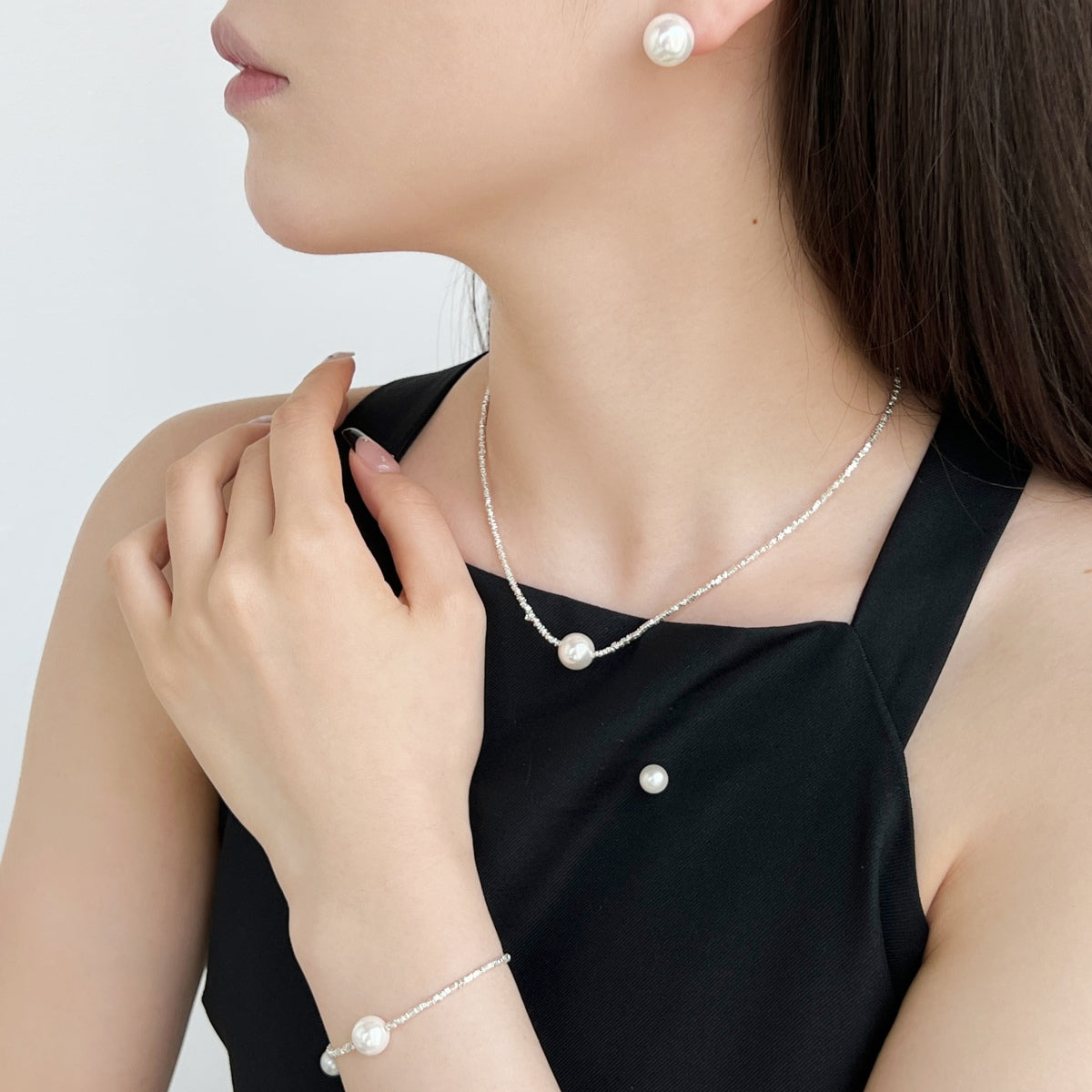 [Regalia Jewelry]Delicate Pearl Earrings