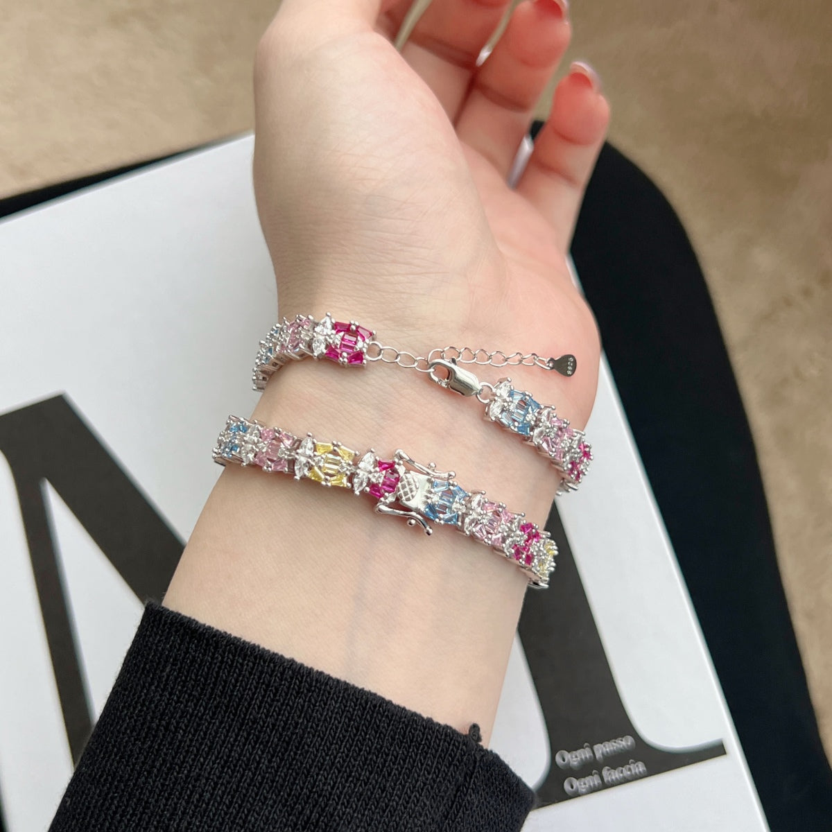 [Regalia Jewelry]Delicate Colorful Multi Cut Party Bracelet