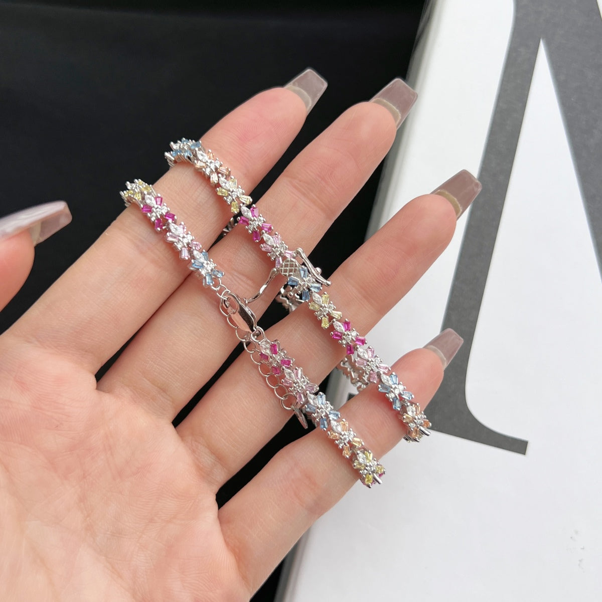 [Regalia Jewelry]Radiant Colorful Emerald Cut Party Bracelet