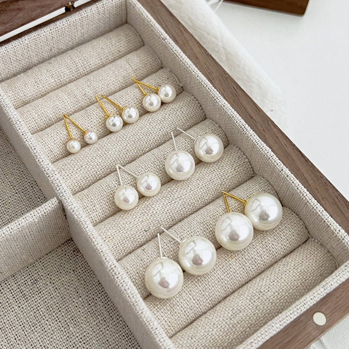 [Regalia Jewelry]Delicate Pearl Earrings