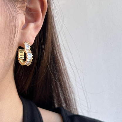 [Regalia Jewelry]Radiant Heart Cutout Earrings