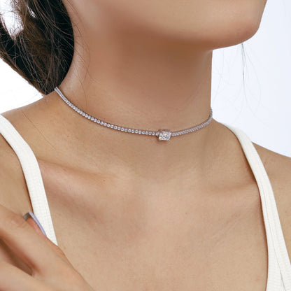 [Regalia Jewelry]2.0 carat Ornate Emerald Cut Necklace